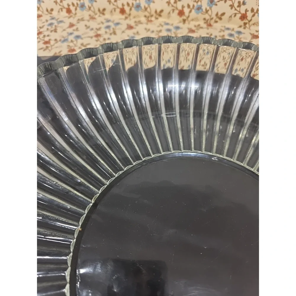Clear Glass Fluted Serving‎ Bowl Decorative Edge